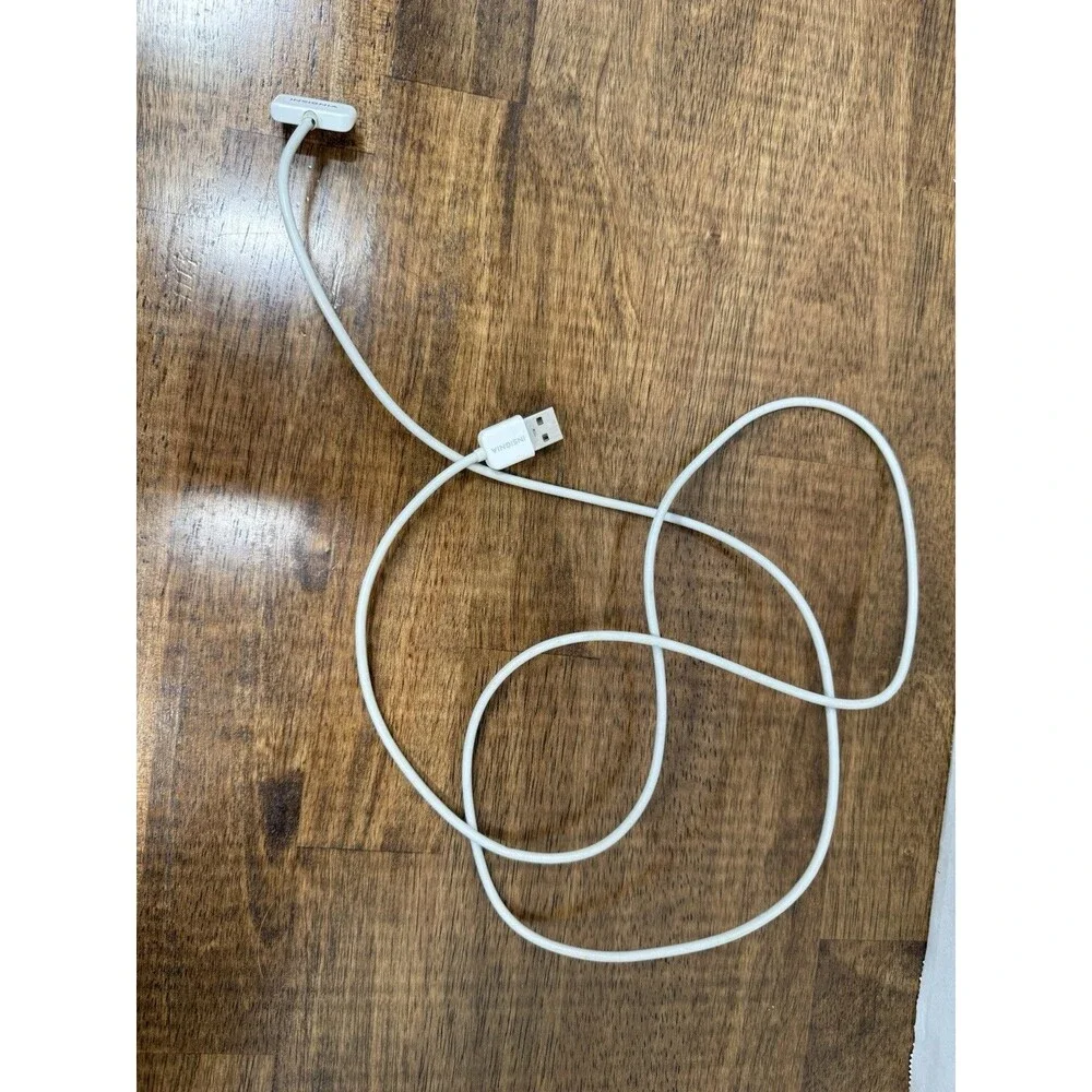 Apple iPod touch A1318 2nd Gen 32GB Black Media Player USB 2.0 Headphone